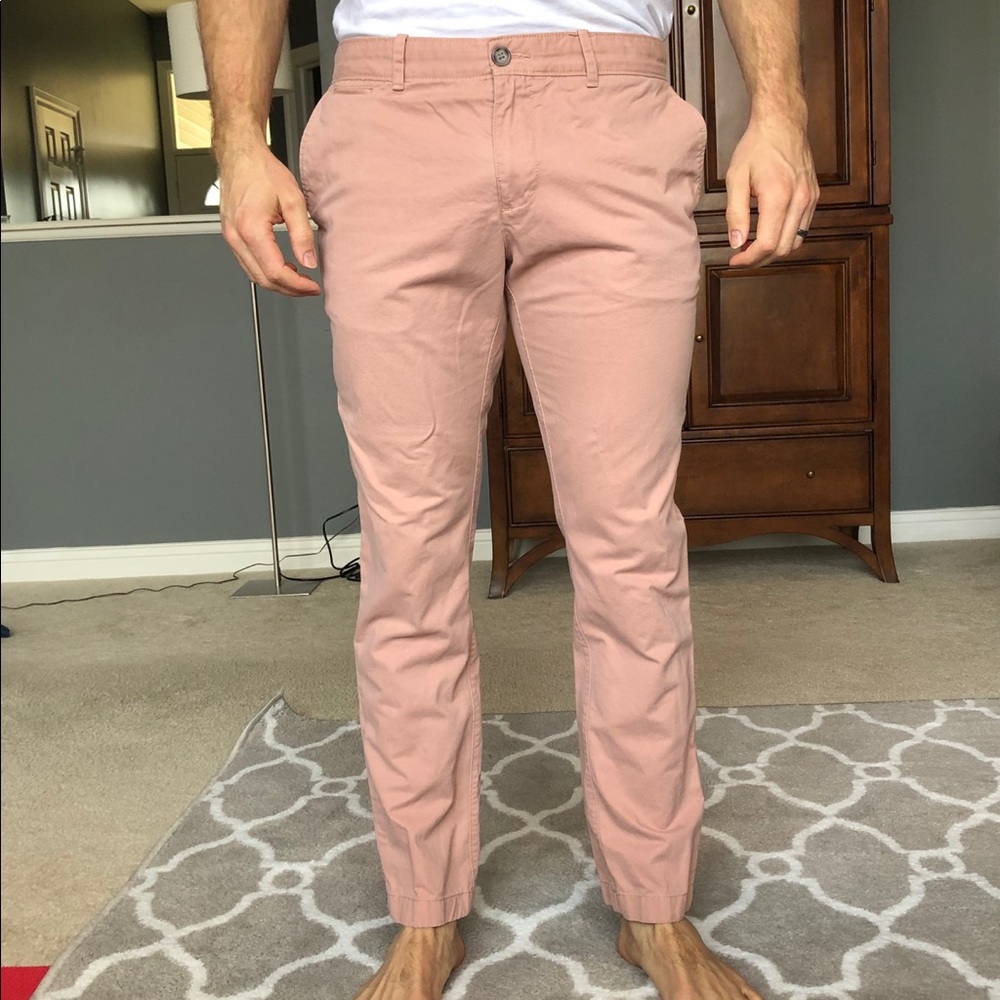 Original Penguin Chinos. Size 33x32. Great color!